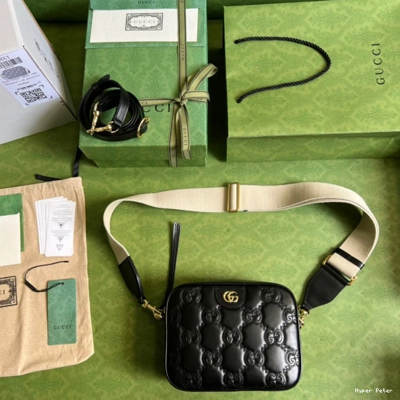 Hyper Peter leather matelassé GG bag shoulder Gucci 0809